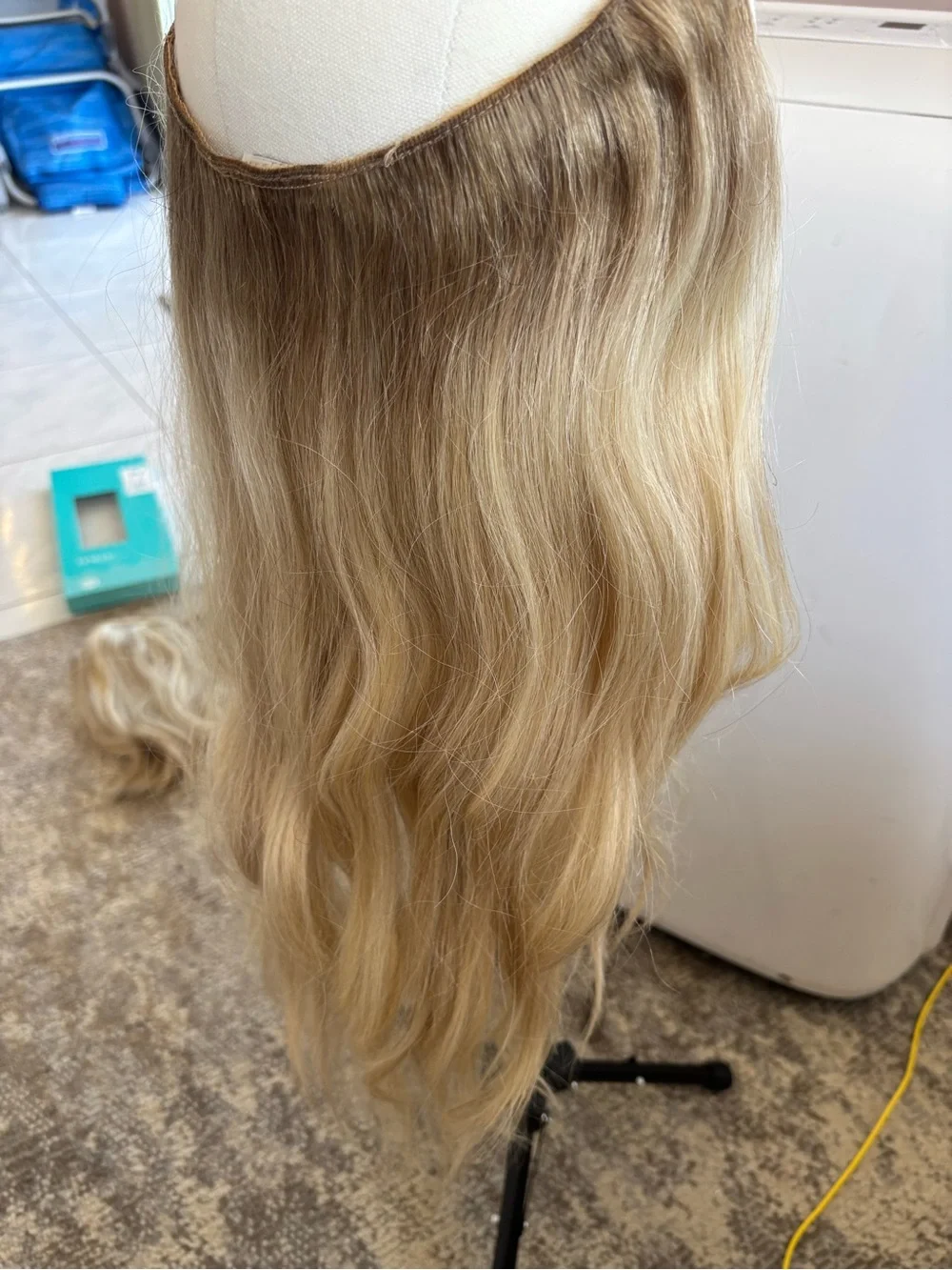 18/20” Seamless Blonde Halo for Volume and Coverage